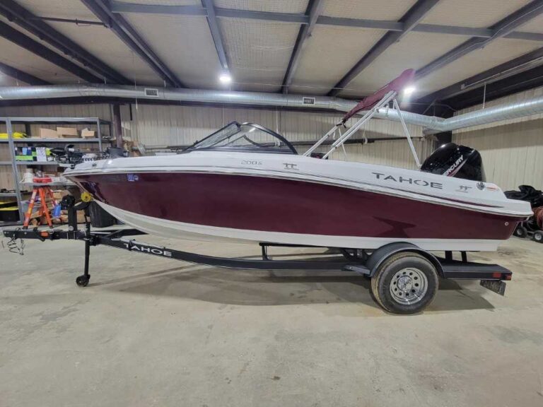 2024 Tahoe 200S US-BUJ32366F324 [photo 11]